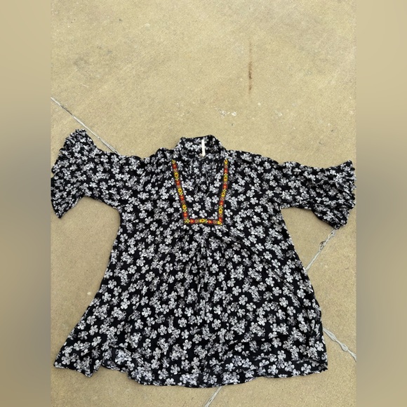 Uncle Frank Black and White Floral Mini Dress with embroidered detailing - Picture 1 of 5